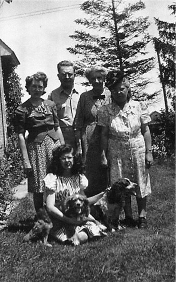 childhoodfamilyPicture2